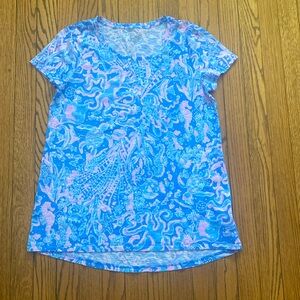 Lilly Pulitzer print tshirt